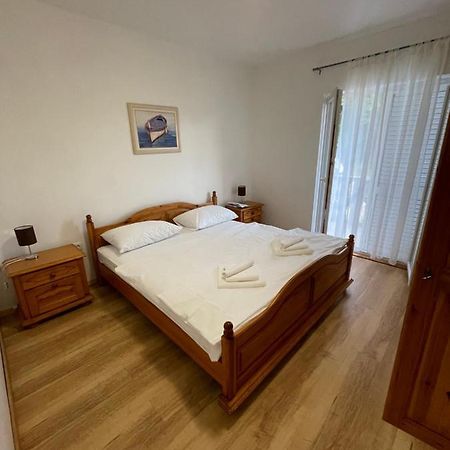 Holiday Home “Marko” With Heated Pool! 닌 외부 사진