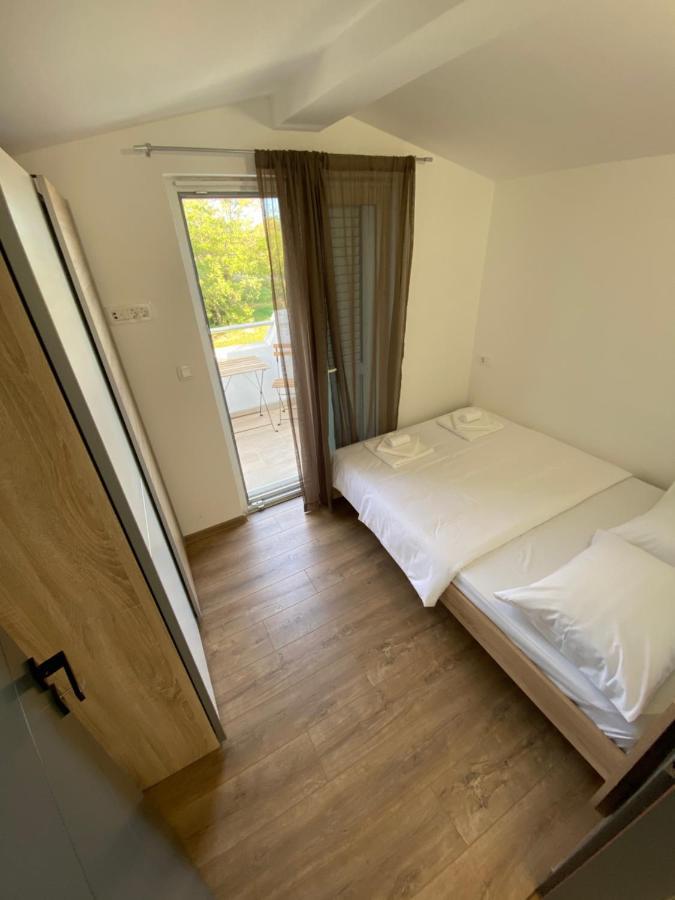 Holiday Home “Marko” With Heated Pool! 닌 외부 사진